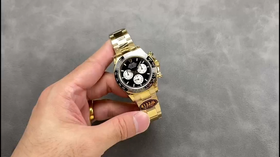 Rolex Daytona 40 Yellow Gold Le Mans 100th Anniversary 126528LN 0001