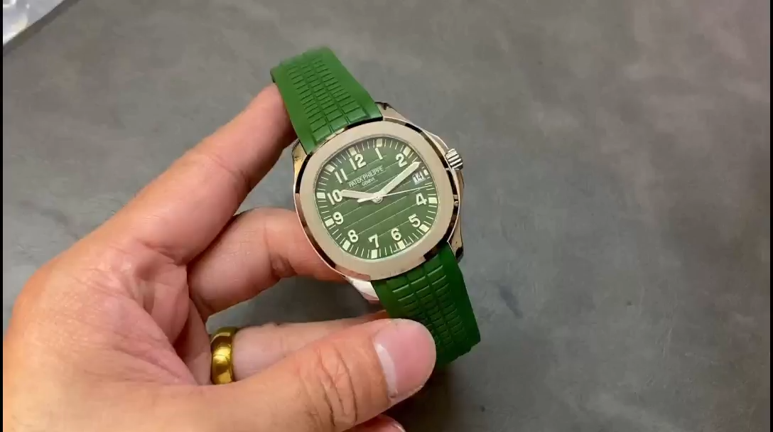 Replica Patek Philippe Aquanaut 5168G 010 40mm Mens Watch