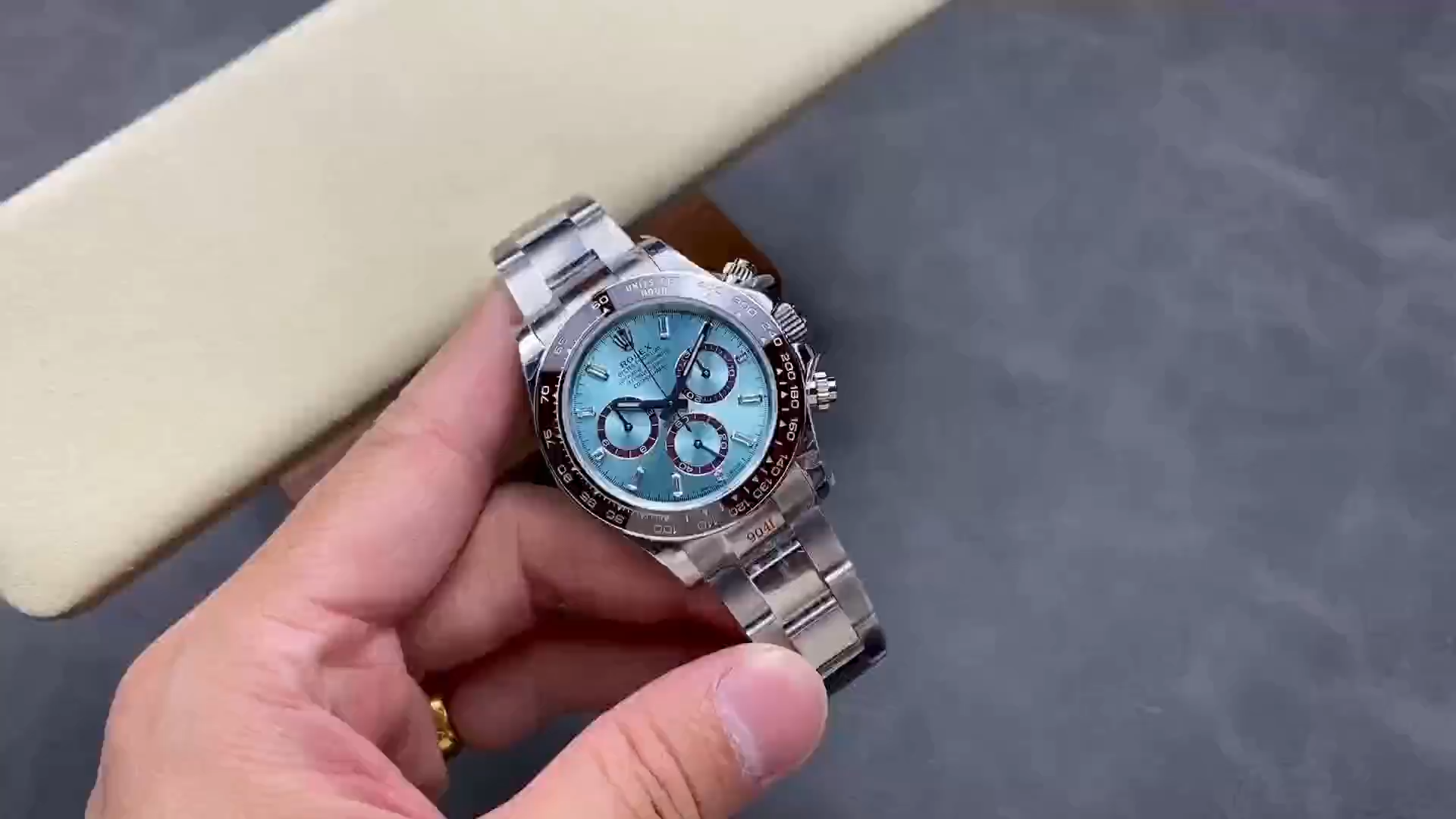 Rolex Platinum Cosmograph Daytona Ice Blue Ice Blue Diamond Baguette Mark 126506 0002