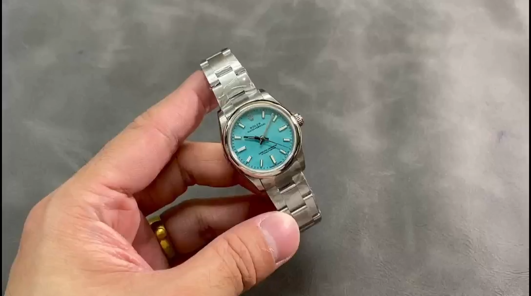 Rolex Oyster Perpetual 31 Turquoise Blue Dial 277200 0007 Women's Watch