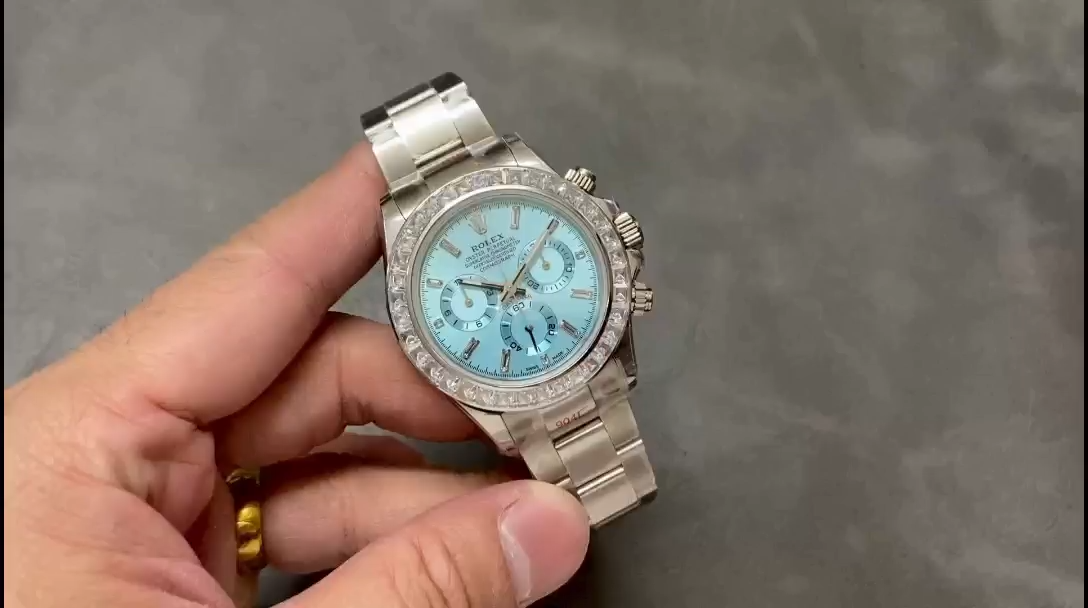 Rolex Daytona Oyster Perpetual Platinum Ice Blue Dial 116576TBR