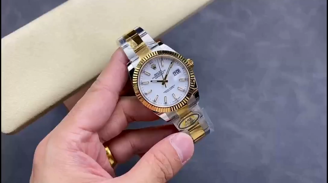 Rolex Datejust 126333 0015 White Index Oyster 41mm Two Tone Steel