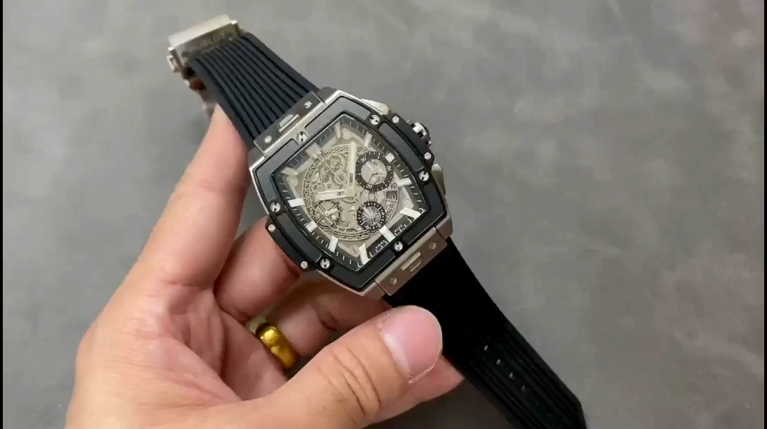 Hublot Spirit of Big Bang 642.NM.0170.RX 42mm Mens