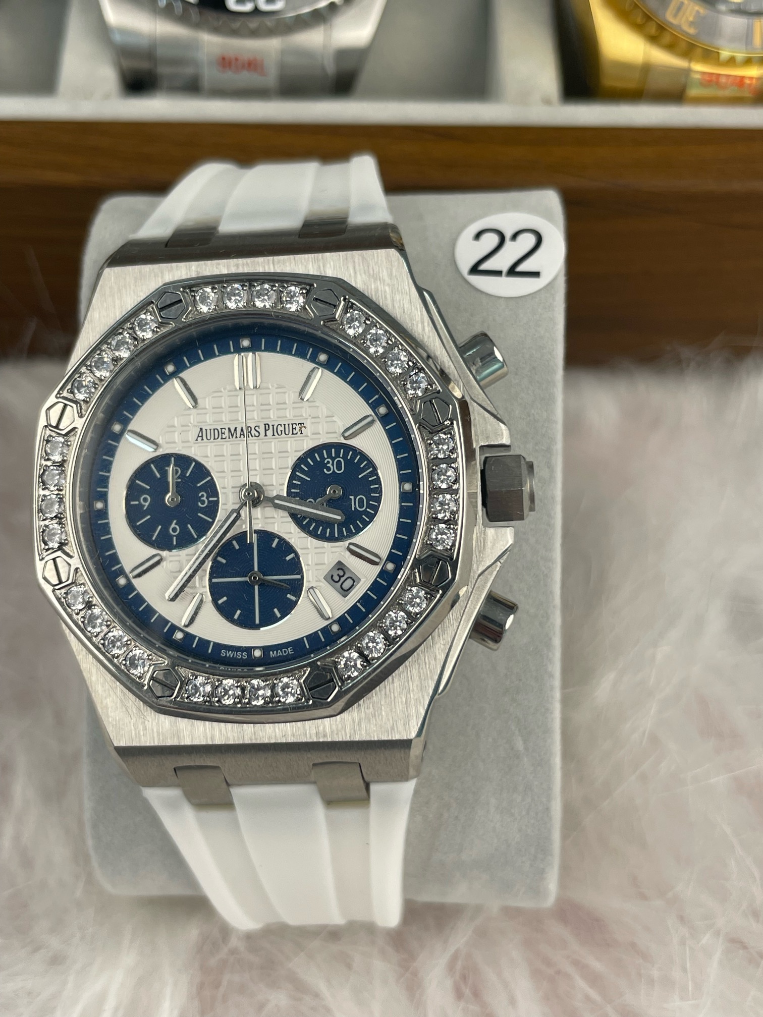 LIVE Room Clone Watch NO.22